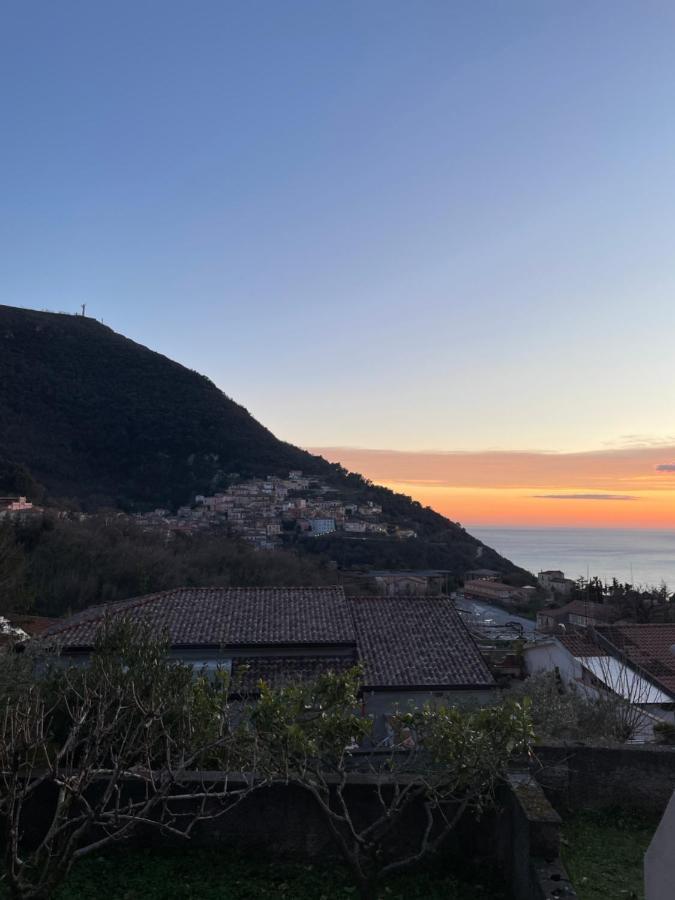 Casa Vacanze Primavera マラテーア エクステリア 写真